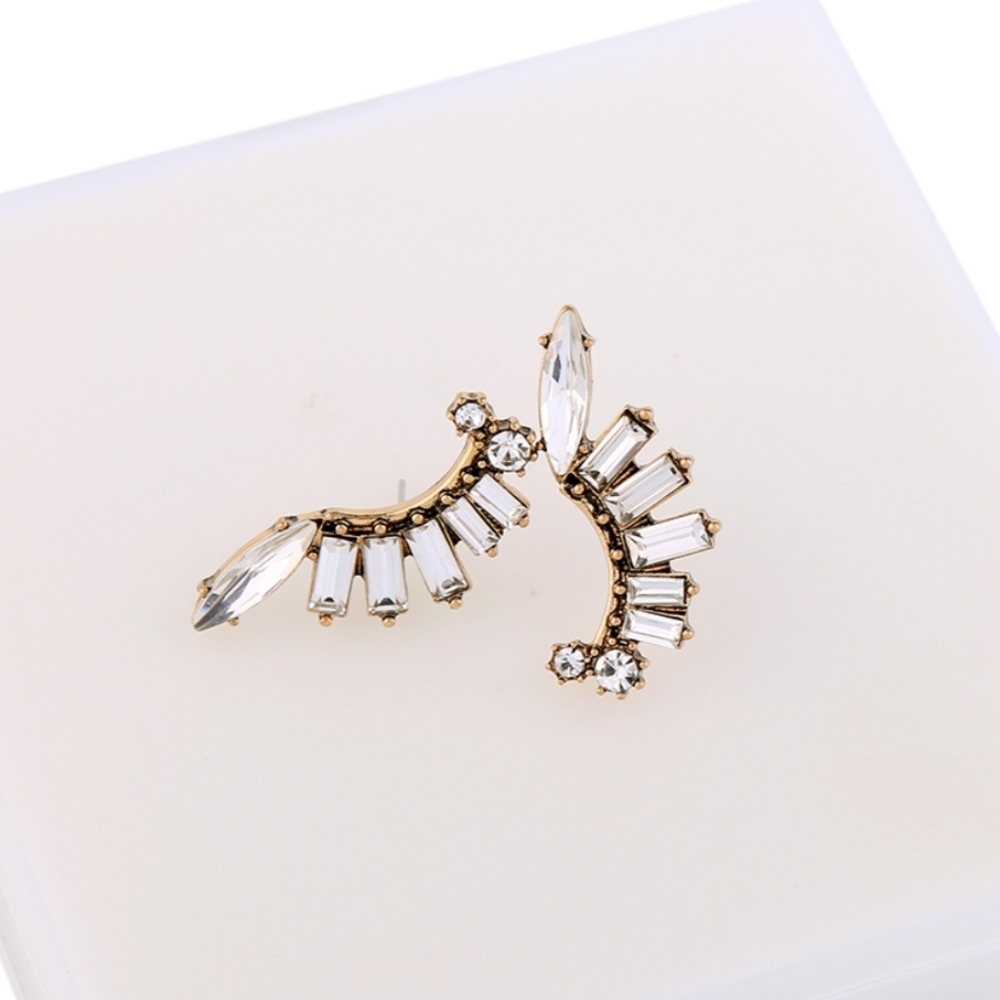 Melanie wing earrings - Picture 3 of 4